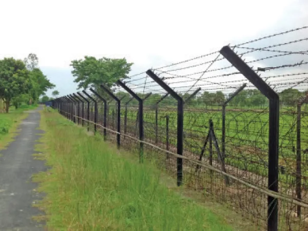 অনুপ্রবেশকারীদের বিরুদ্ধে অভিযান জোরদার করছে কেন্দ্র, ভুয়ো পরিচয়পত্র মিললে গ্রেপ্তার