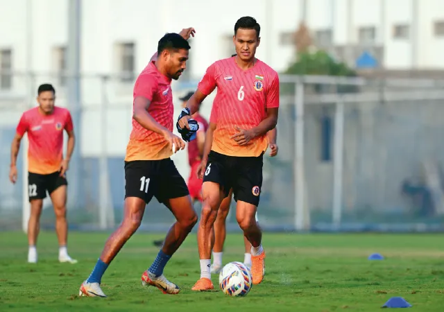 মাধি তালালের বিকল্প নিয়ে আলোচনায় কোচ-কর্তারা