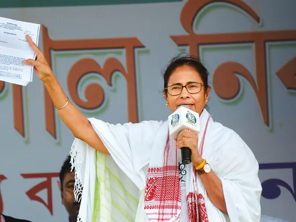 &lsquo;জলস্বপ্ন&rsquo; রূপায়ণে সরকারি সংস্থাগুলির ইঞ্জিনিয়ারদের ব্যবহারের নির্দেশ মুখ্যমন্ত্রীর