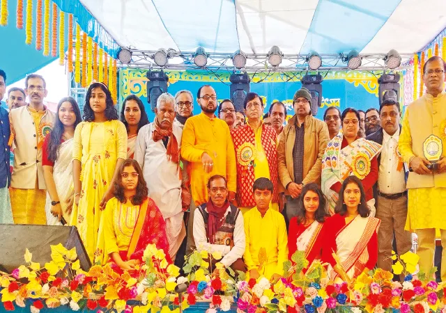 প্ল্যাটিনাম জুবলি ও পুনর্মিলনকে ঘিরে বড় ডোঙ্গল বোর্ড প্রাথমিক বিদ্যালয়ে অনুষ্ঠান
