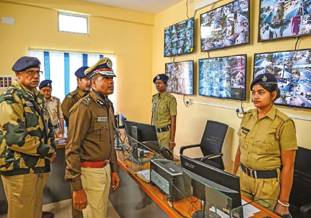 বালুরঘাট থানা চত্বরে ইন্টিগ্রেটেড কন্ট্রোল রুম