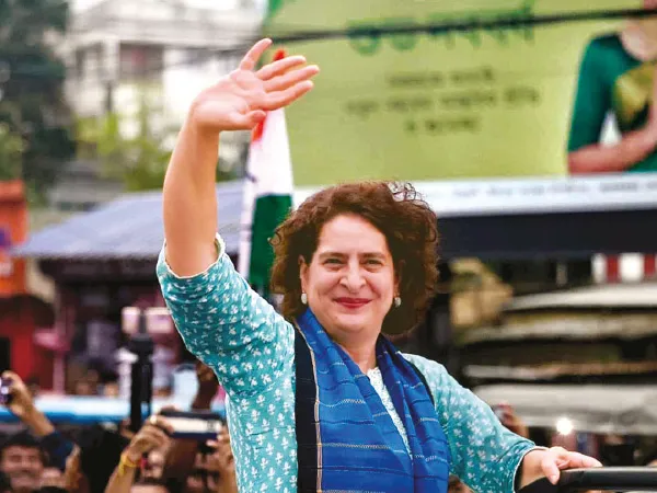 প্রিয়াঙ্কার গালের মতো চকচকে রাস্তা! নারী বিদ্বেষী মন্তব্যে অস্বস্তিতে বিজেপি