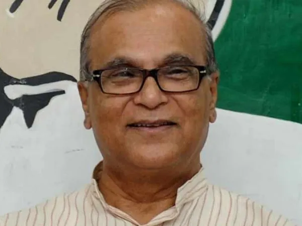 মমতাকে বহিষ্কার ভুল, প্রায়শ্চিত্ত করতে হচ্ছে আজও,&nbsp;২৮ বছর পর বোধোদয় কংগ্রেসের