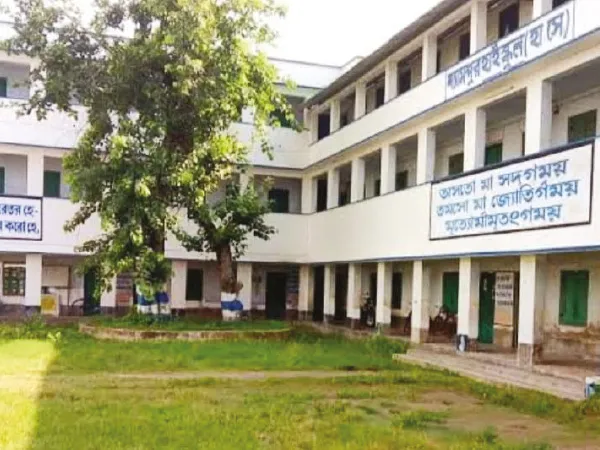 শ্যামপুর উচ্চ বিদ্যালয়ে&nbsp; পানীয় জলের সমস্যা