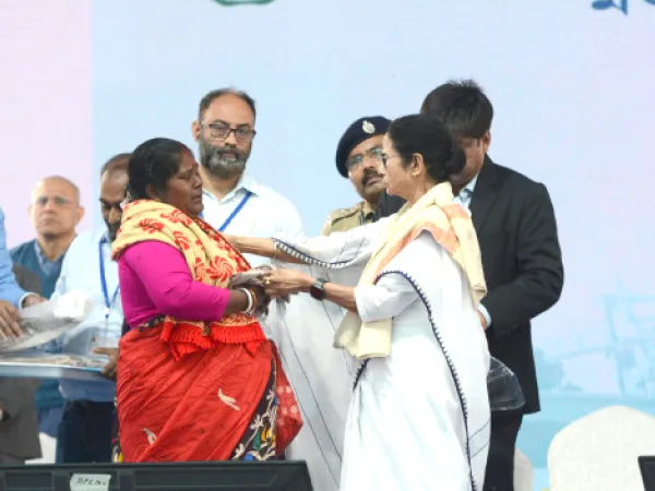 সুযোগ পেলে গঙ্গাসাগরকে জাতীয় মেলা করব: মমতা