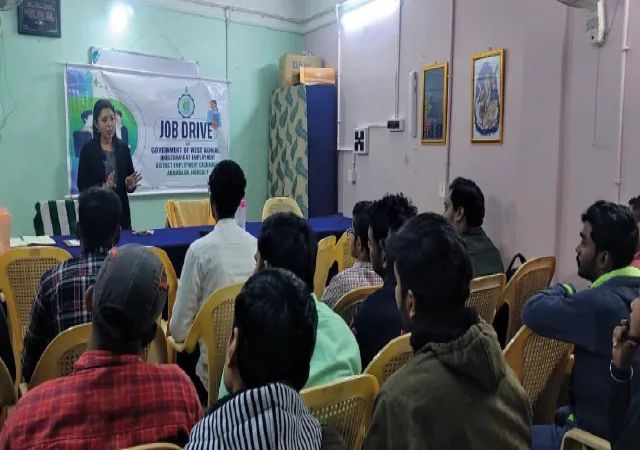 কর্মপ্রার্থীদের সঙ্গে নিয়োগকারীদের সেতু তৈরিতে &lsquo;জব ড্রাইভ&rsquo; রাজ্যের