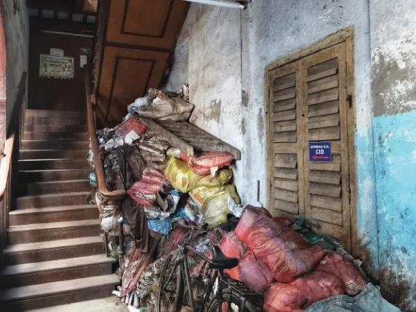 বছরের পর বছর জমছে নথিপত্রের স্তূপ হাওড়া আদালতের রেকর্ড রুম যেন জতুগৃহ