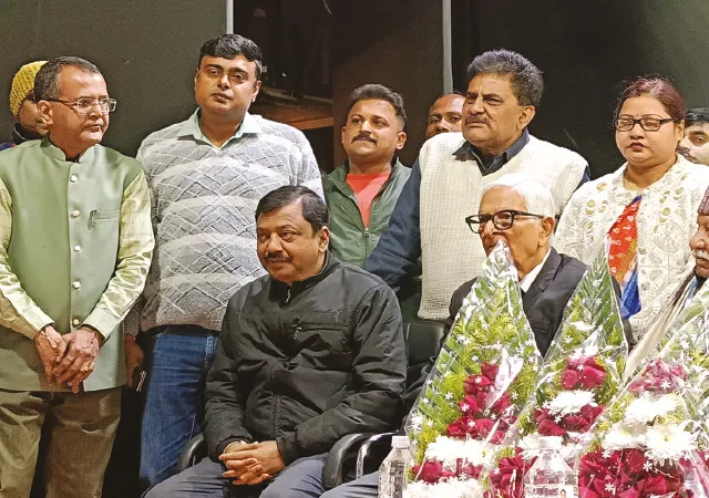 ভাটপাড়ায় &lsquo;জনতার মুখোমুখি&rsquo; পার্থ