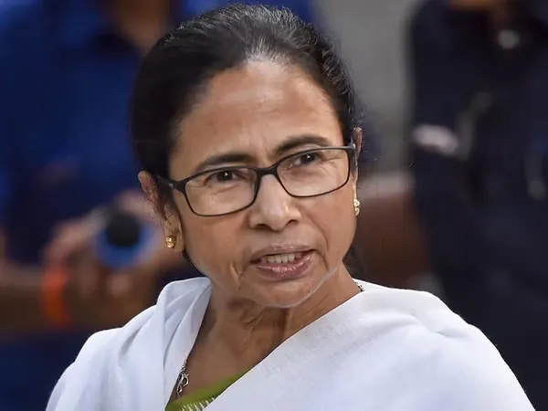 ক্ষুদ্রশিল্পে বিনিয়োগ টানতে ইন্ডাস্ট্রিয়াল পার্কের সংখ্যা বৃদ্ধির উদ্যোগ মুখ্যমন্ত্রীর