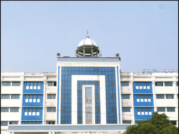 টোকাটুকিতে বাধা, তাণ্ডব হবু ডাক্তারদের&nbsp;