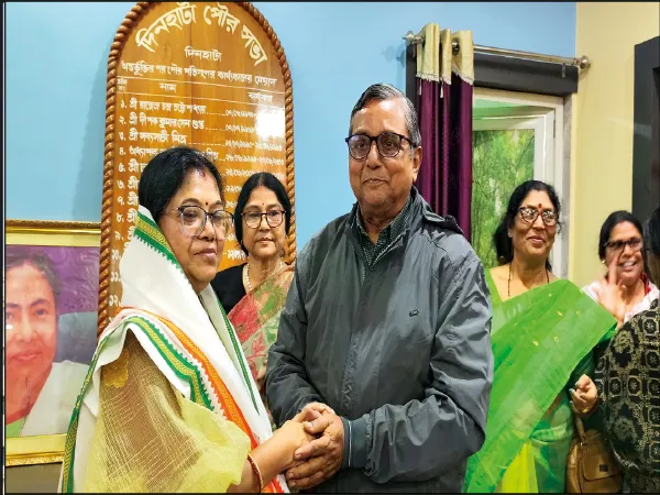 দিনহাটার নয়া চেয়ারপার্সন অপর্ণা, পুরসভা দুর্নীতিমুক্ত করার শপথ