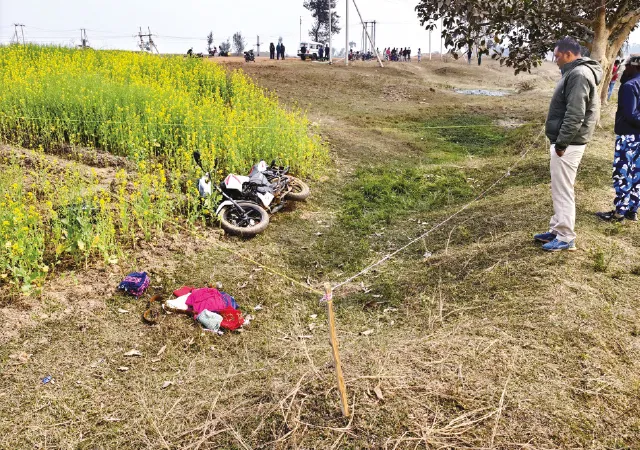 সর্ষেখেতে বধূর দেহ উদ্ধার মহম্মদবাজারে চাঞ্চল্য