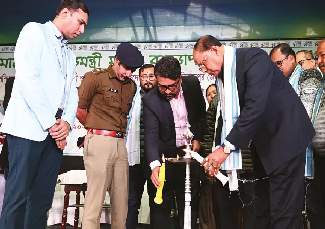 বালুরঘাটের হাইস্কুল মাঠে শুরু সবলা মেলা