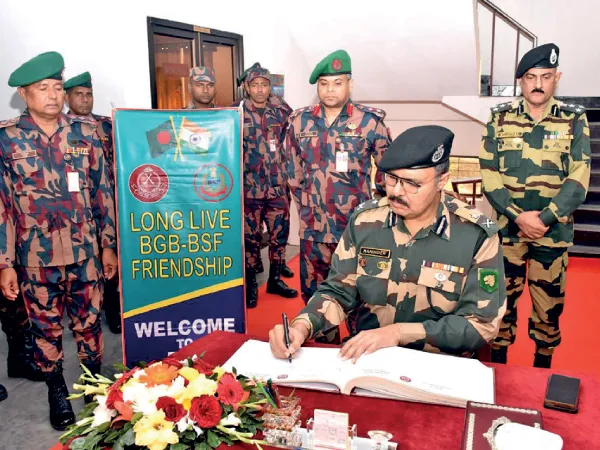 সীমান্ত সুরক্ষায় পেট্রাপোলে বিএসএফ ও বিজিবির বৈঠক