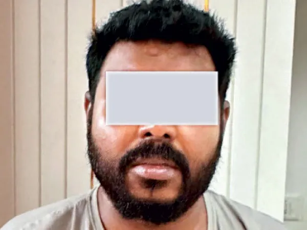 ৯৩০টি ভাড়ার অ্যাকাউন্ট, জমা ১৮০ কোটি!&nbsp;লালবাজারের জালে বেঙ্গালুরুর &lsquo;মিউল অ্যাকাউন্ট কিং&rsquo; চিরাগ