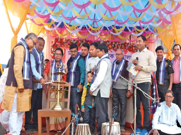 পাঁশকুড়ার মধুসূদনবাড় প্রাথমিক স্কুলের শতবর্ষ উদযাপন অনুষ্ঠান ঘিরে উন্মাদনা