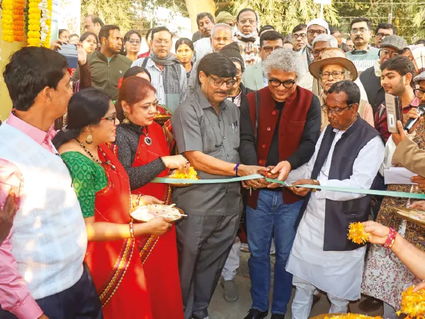 সূচনাতেই আরামবাগ গ্রন্থ, বিজ্ঞান মেলা ও নাট্য উৎসবে ভালো সাড়া