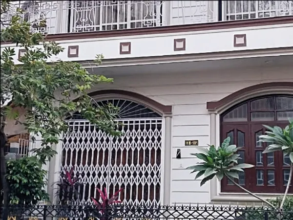 সল্টলেকে চিকিৎসকের বাড়ির জানালা ভেঙে দুঃসাহসিক চুরি