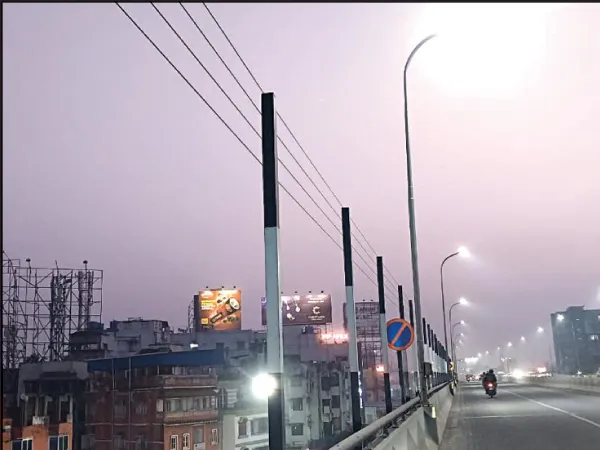 চীনা মাঞ্জা থেকে দুর্ঘটনা রুখতে বাগুইআটি ফ্লাইওভারে ফেন্সিং