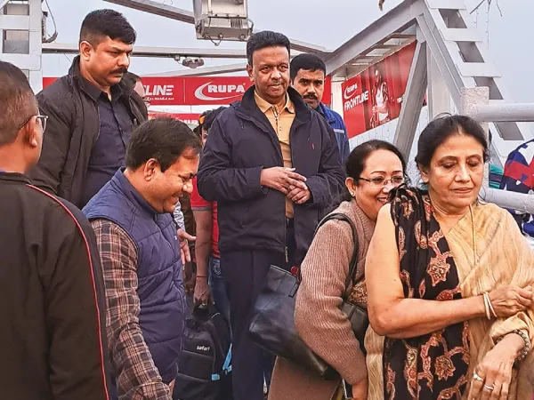 সব তীর্থ বারবার...,&nbsp;নিষেধাজ্ঞা উড়িয়ে দেদার ব্যবহার হচ্ছে নিষিদ্ধ প্লাস্টিকের ক্যারিব্যাগ