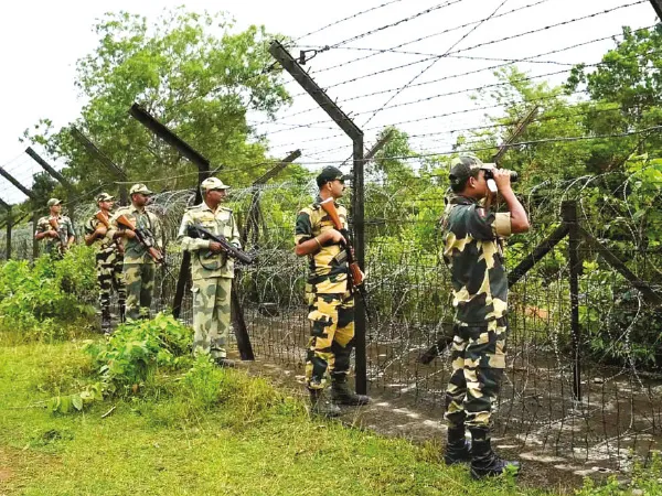 কৃষ্ণগঞ্জে ৩ বাংলাদেশি অনুপ্রবেশকারী গ্রেপ্তার