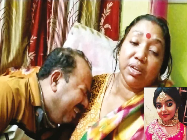 ঘর থেকে একাদশের ছাত্রীর ঝুলন্ত দেহ উদ্ধার, বাবার অভিযোগে গ্রেপ্তার ২ বন্ধু