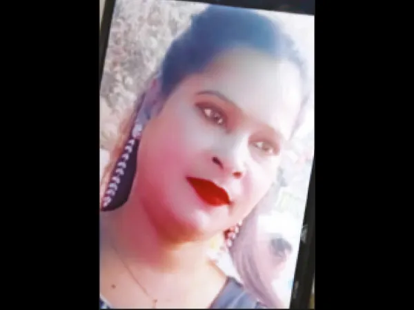 ভরসন্ধ্যায় গল্ফগ্রিনের ফ্ল্যাটে উদ্ধার তরুণীর গলাকাটা দেহ