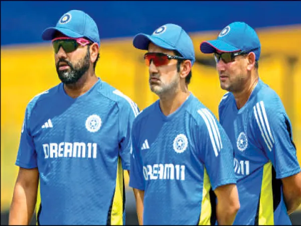 রোহিতই নেতা থাকছেন, চর্চায় বুমরাহর ফিটনেস
