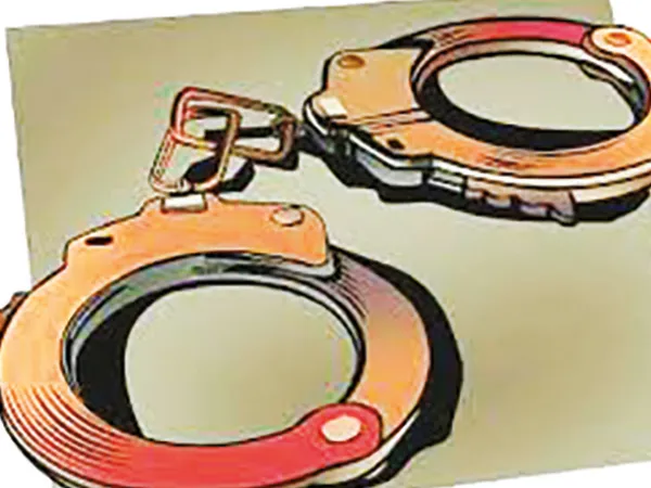 বহরমপুরে কিউআর স্ক্যান করে টাকা দেওয়ার ভুয়ো নোটিফিকেশন, ধৃত ২