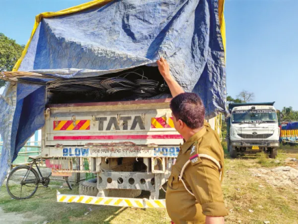 জাল রডের কারবারিদের ধরতে অসমে গেল ময়নাগুড়ির পুলিস