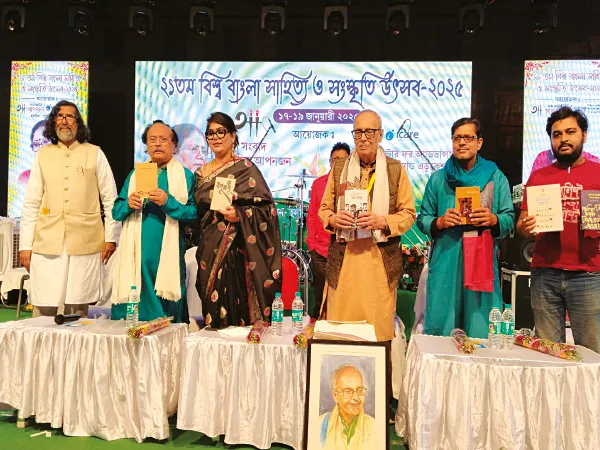 আবার দুই বাংলার সাহিত্য ও সংস্কৃতির মেলবন্ধন নিয়ে আশাবাদী কথাসাহিত্যিক শীর্ষেন্দু মুখোপাধ্যায়