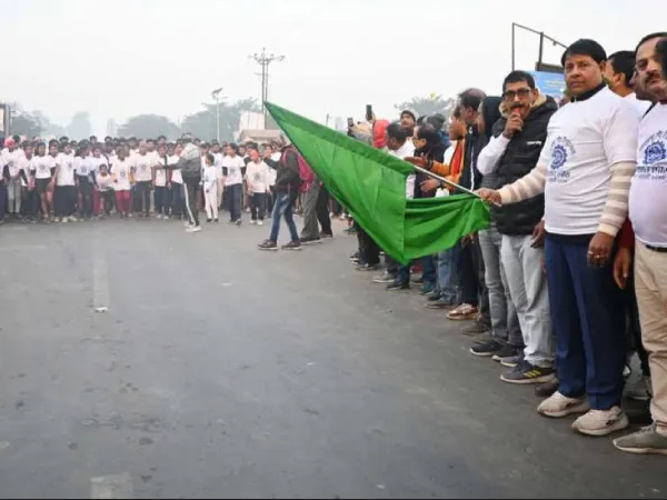 ৫ কিমি রোডরেসের মাধ্যমে গঙ্গারামপুরে শুরু পুর উত্সব