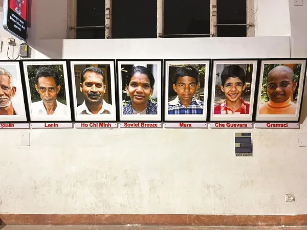 মার্ক্সের দাড়ি নেই, মাথা ভরা চুল লেনিনের,&nbsp; &nbsp;জাদুঘরের সঙ্গে মিলছে না বইয়ের পাতার ইতিহাস!