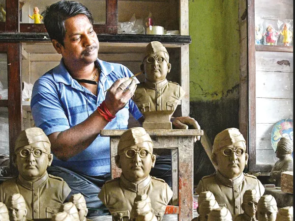 খুলনায় নেতাজি