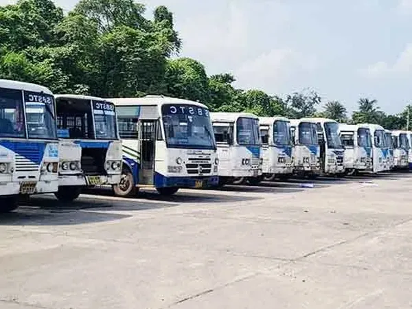 ভর্তুকি নয়, কর্পোরেট হাতে সরকারি বাস তুলে দেওয়ার ছক, কেন্দ্রের নয়া প্রস্তাব খারিজ মমতার