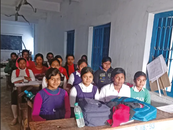 ছ&rsquo;বছরে ভবন হয়নি, মঙ্গলবাড়ি গার্লস জুনিয়র হাইস্কুলের ঠাঁই অন্য জায়গায়