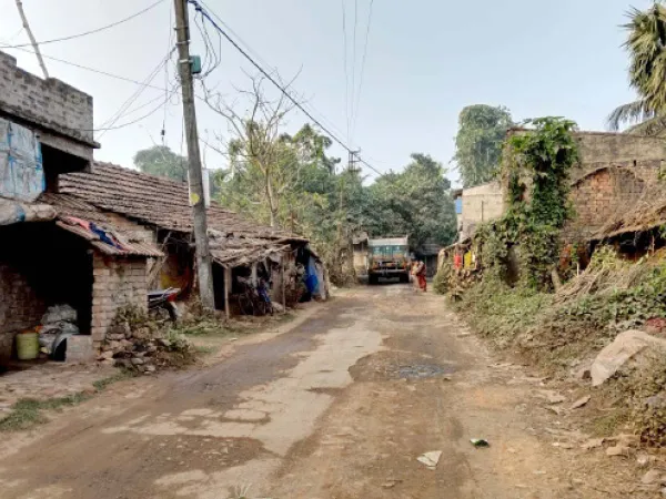 শ্যামপুরে রাস্তা বেহাল, ভোগান্তি বাসিন্দাদের
