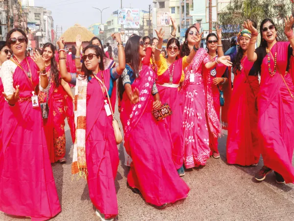 উদ্বোধনেই নজর কাড়ল গোঁসাই পরব, বাউলে মাতোয়ারা আরামবাগ