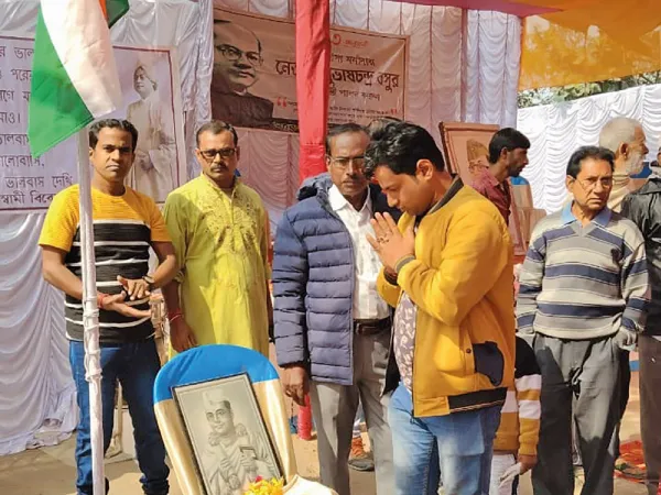 নেতাজি সুভাষচন্দ্রের জন্মজয়ন্তী উপলক্ষ্যে সুনুড়ি বিবেকানন্দ সেবা সঙ্ঘের অনুষ্ঠান
&nbsp;