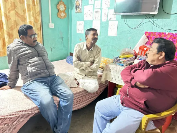 বিজেপি নেতা অনুপের বাড়িতে ঝুলন, দল বদল নিয়ে জল্পনা