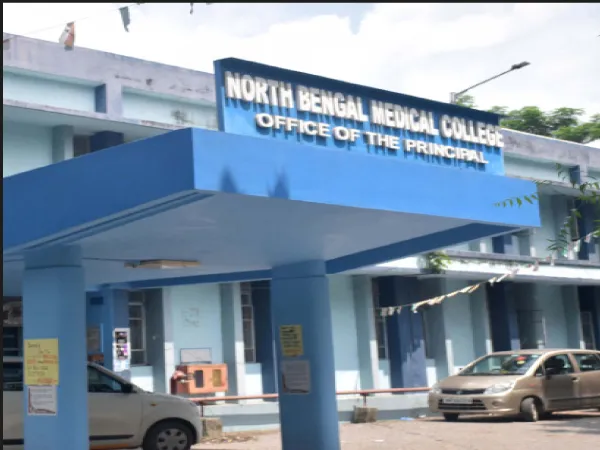 নার্সরা &lsquo;ইডিয়ট&rsquo;, কলবুকে চিকিৎসকের মন্তব্যে তোলপাড় উত্তরবঙ্গ মেডিক্যাল