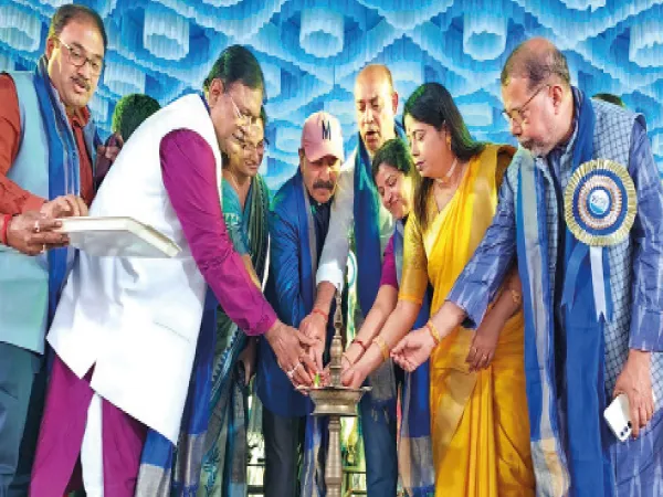 স্বনির্ভর গোষ্ঠীর জন্য সব জেলায় একটি করে ছোট মার্কেট কমপ্লেক্স গড়বে রাজ্য, উলুবেড়িয়ায় সবলা মেলার উদ্বোধনে ঘোষণা মন্ত্রীর