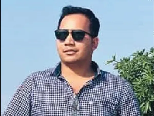 স্থানীয়দের নিয়ে প্রতারণার গ্যাং গড়েছিল জুয়েল মাস্টার
&nbsp;