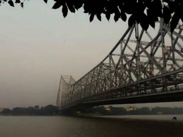 এক ধাক্কায় ৬ ডিগ্রি বাড়ল কলকাতার তাপমাত্রা, বাংলা থেকে বিদায়ের পথে শীত?