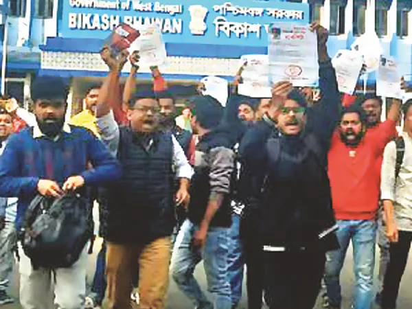 &nbsp;নিয়োগ মামলা: সিপিএমের দু&rsquo;মুখো নীতি
তন্ময় মল্লিক
&nbsp;