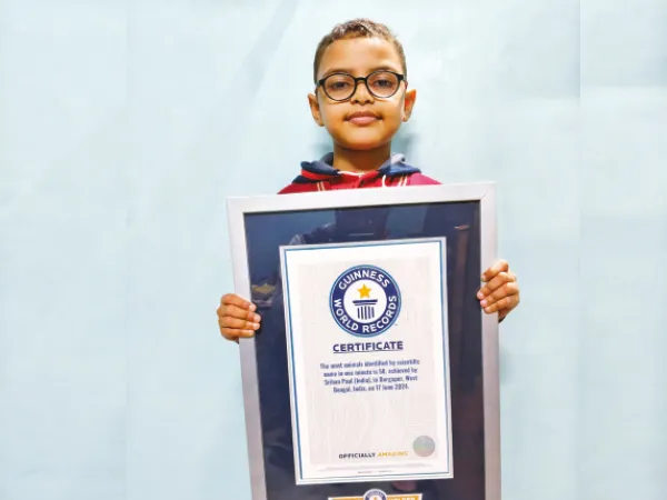 গিনেস রেকর্ডসে নাম তুলল দুর্গাপুরের খুদে পড়ুয়া শ্রীহান