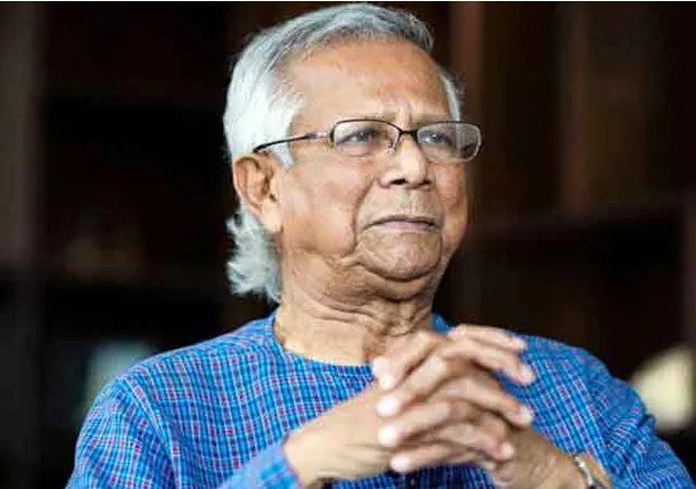 ভাঙচুর চালানো ও অগ্নিসংযোকারীদের বিরুদ্ধে কড়া ব্যবস্থা নেওয়ার হুঁশিয়ারি দিয়ে বিবৃতি জারি মহম্মদ ইউনুসের