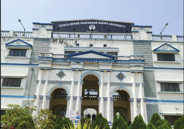 মেয়াদ শেষ রেজিস্ট্রারেরও, অভিভাবকহীন পিবিইউ&nbsp;