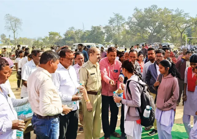 ভালো মানুষ হও, মাধ্যমিক পরীক্ষার্থী সন্তানদের বার্তা জেলবন্দি তিন বাবার
