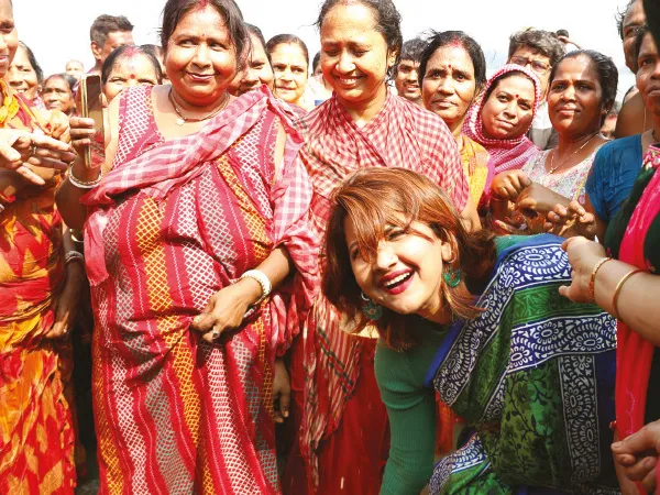 প্রবল ভিড় সত্ত্বেও কড়া নিরাপত্তায়&nbsp; নির্বিঘ্নেই বাঁশবেড়িয়ার &lsquo;শাহি স্নান&rsquo;